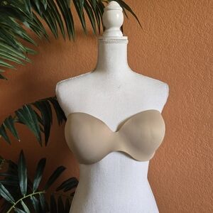 3/$25 Warners Strapless Bra 38C Nude